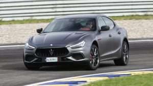 Maserati Quattroporte Engine and Performance