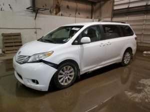 Cash for Cars Dearborn – 2015 TOYOTA SIENNA LE